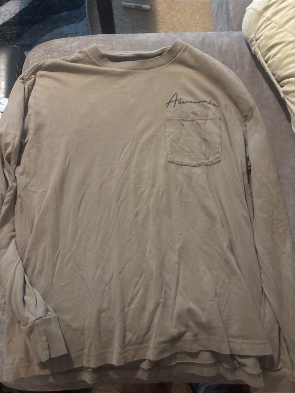 Abercrombie & Fitch Long-Sleeve Pocket Tee — Taupe Brown